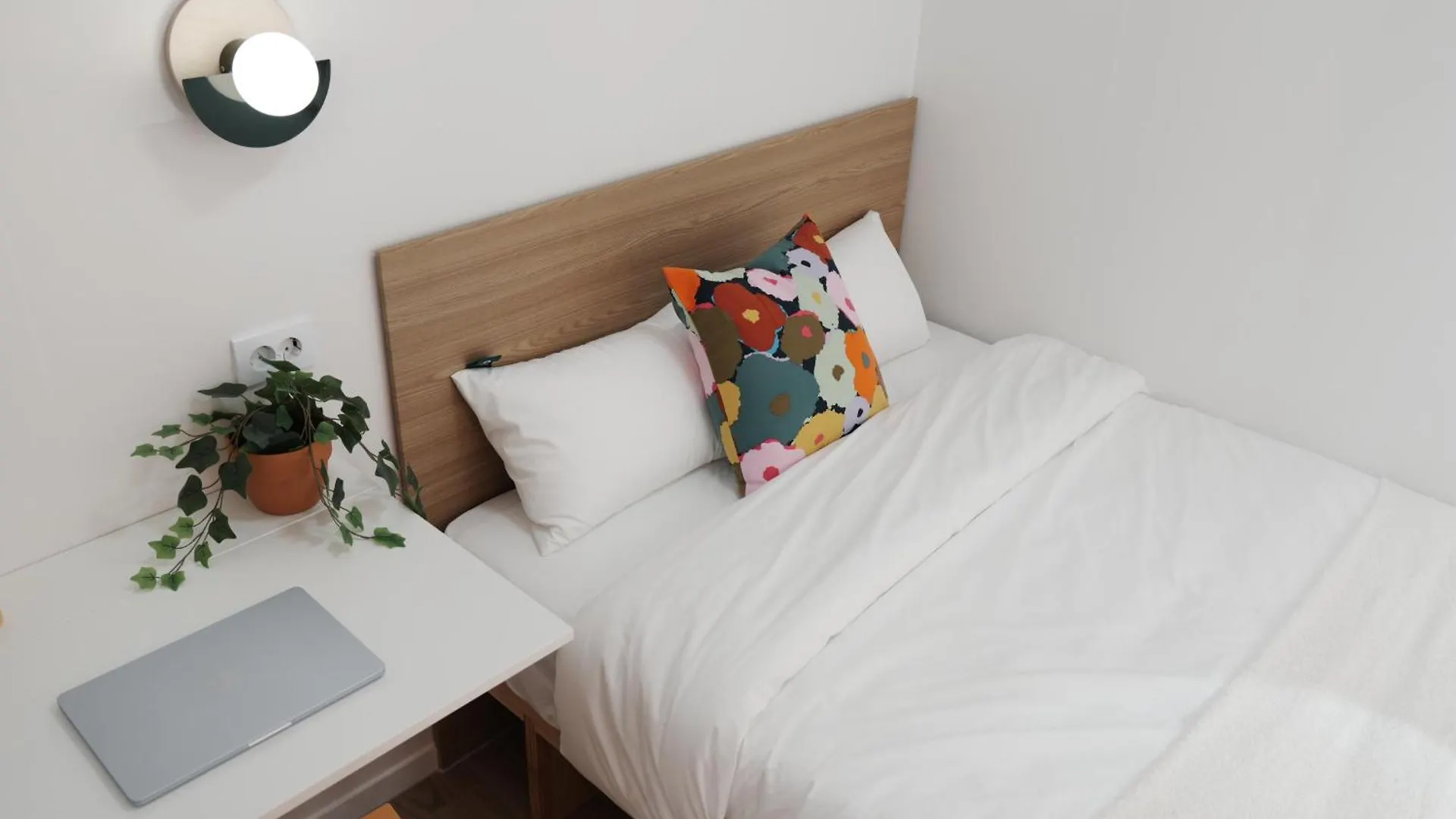 The Road Mini Hotel 서울특별시 0*,  대한민국